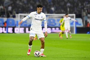 记者：拜仁今夏不会引进吉滕斯，恩里克被视为更具性价比的选择