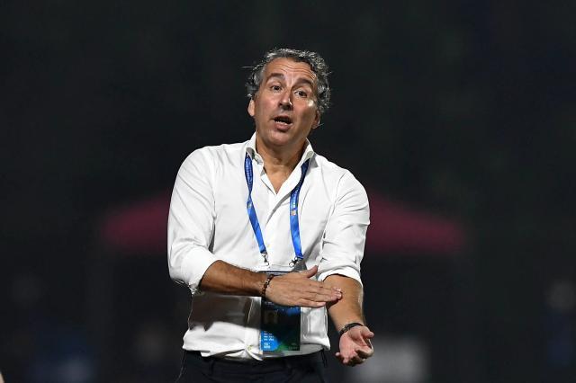 开云体育下载-海港杯赛出局哈维尔暂无危机 德比后还有新的大考